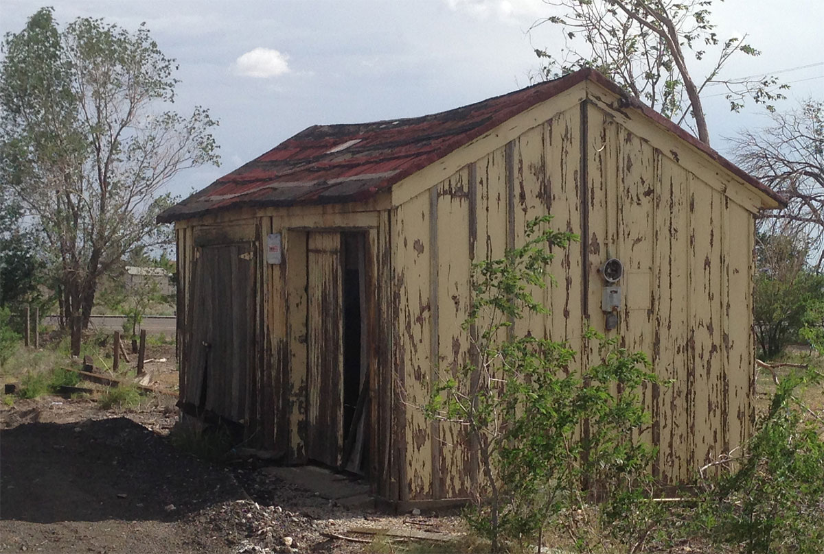 Scratchbuilding a Shed | Notes on Designing, Building, and Operating ...